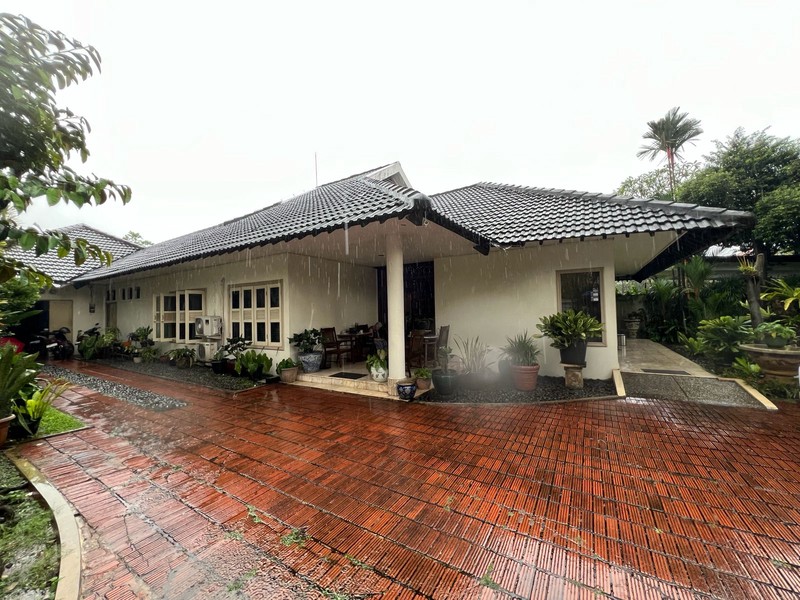 Rumah Hoek dan Bagus Di Puri Mutiara Cipete Jakarta Selatan