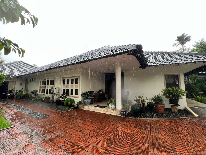 Rumah Hoek dan Bagus Di Puri Mutiara Cipete Jakarta Selatan