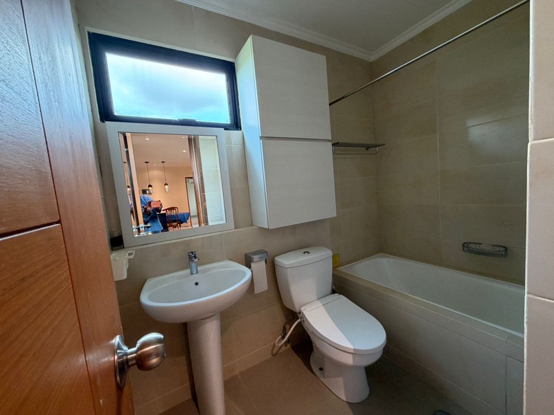 DIJUAL APARTMENT CANTIK SIAP HUNI VIEW KOTA DI HAMPTON'S PARK PONDOK INDAH