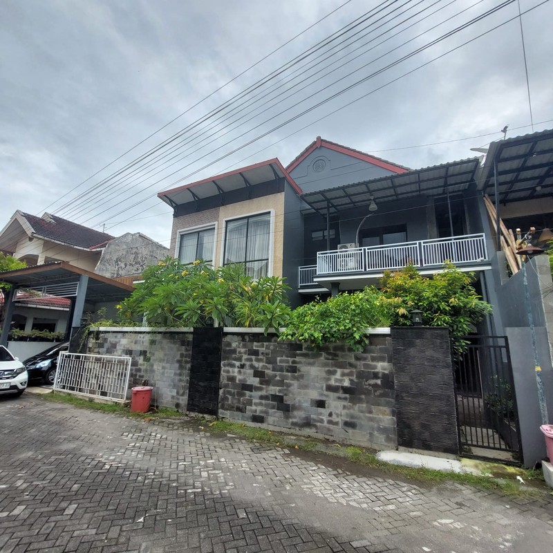 Rumah Mewah 2 Lantai dalam Perumahan Dekat JogjaCity Mall - Mlati Sleman 