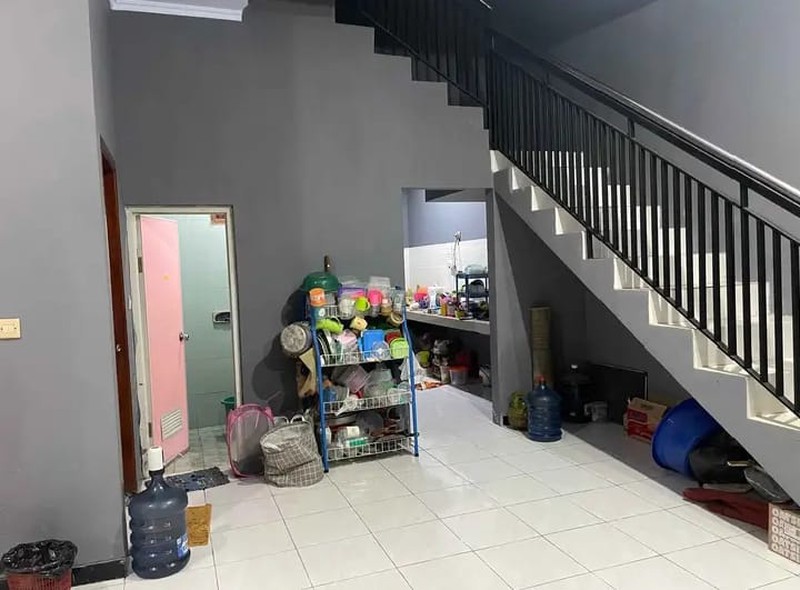  Dijual Rumah Kost 2 Lantai di Perum Permata Wiyung Surabaya Barat