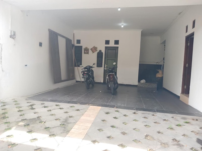 Rumah Mewah 2 Lantai di Dalam Perumahan Hunian Eksklusif & Strategis, Maguwoharjo, Depok, Sleman