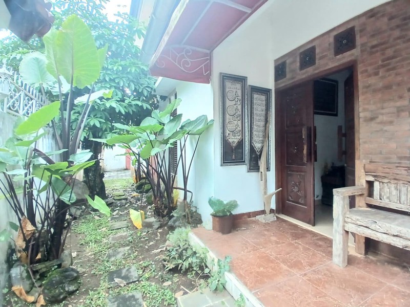 Rumah Mewah 2 Lantai di Dalam Perumahan Hunian Eksklusif & Strategis, Maguwoharjo, Depok, Sleman