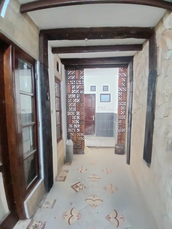 Rumah Mewah 2 Lantai di Dalam Perumahan Hunian Eksklusif & Strategis, Maguwoharjo, Depok, Sleman