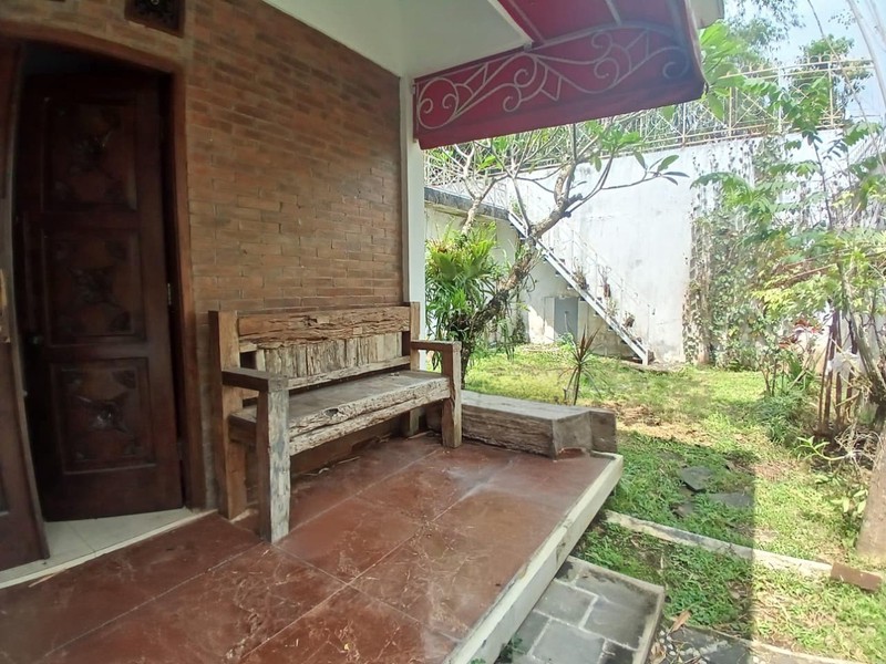 Rumah Mewah 2 Lantai di Dalam Perumahan Hunian Eksklusif & Strategis, Maguwoharjo, Depok, Sleman