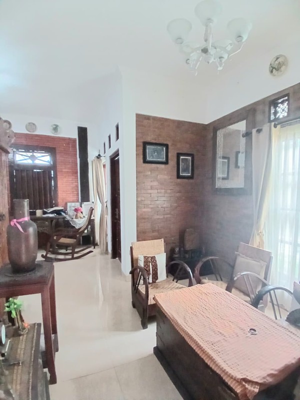 Rumah Mewah 2 Lantai di Dalam Perumahan Hunian Eksklusif & Strategis, Maguwoharjo, Depok, Sleman