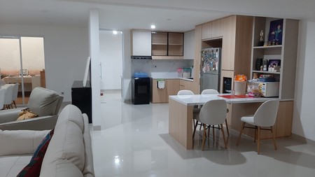 Rumah Sunter 2 Lantai