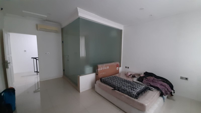 Rumah Sunter 2 Lantai