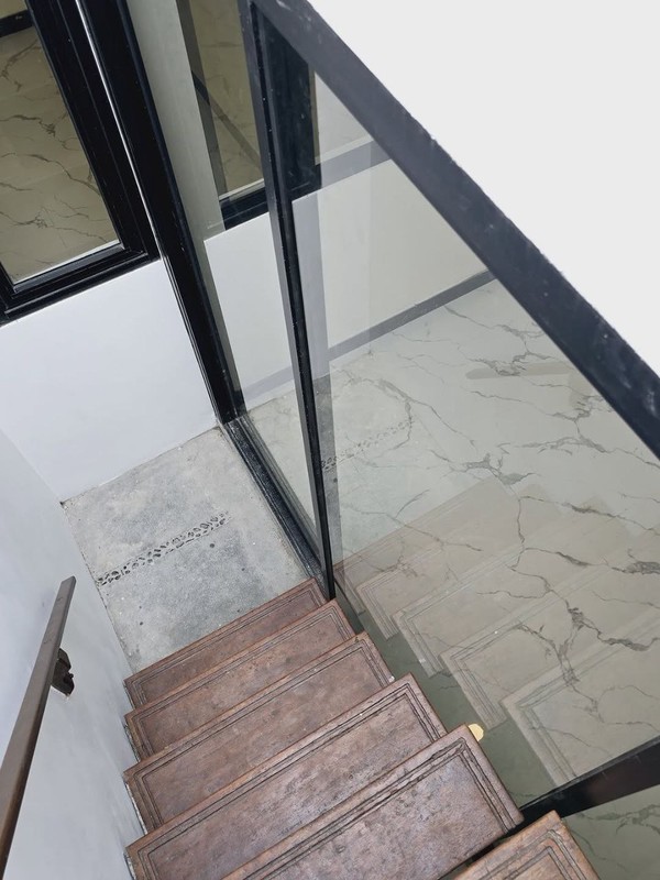 Dijual Rumah Siap Huni di Taman Puspa Raya Citraland