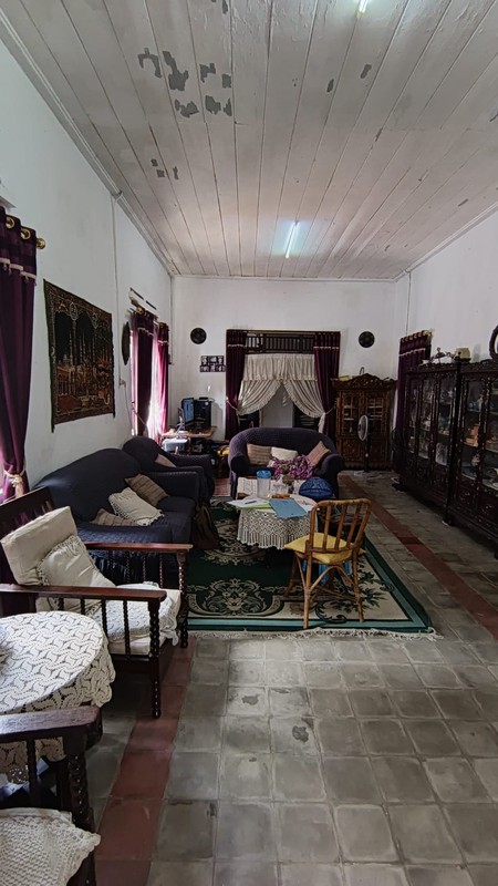 FOR SALE !!! 1 UNIT RUMAH BERNUANSA RETRO DI TENGAH KOTA PALEMBANG