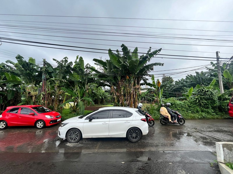 Disewa tanah dengan lokasi sangat strategis di Jalan Raya Krukut, posisi persis pinggir jalan utama dan dekat pintu Tol Krukut.