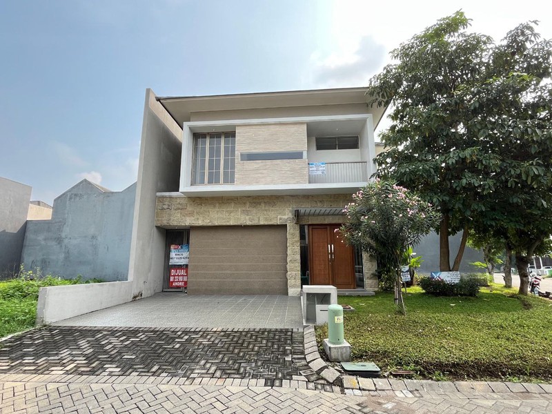 Dijual Rumah Hook Siap Huni di Royal Residence Surabaya