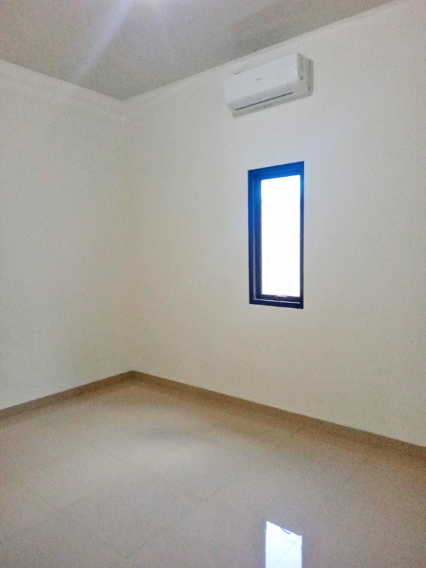 Rumah siap huni di Griya Serpong Asri, Cisauk dekat BSD City