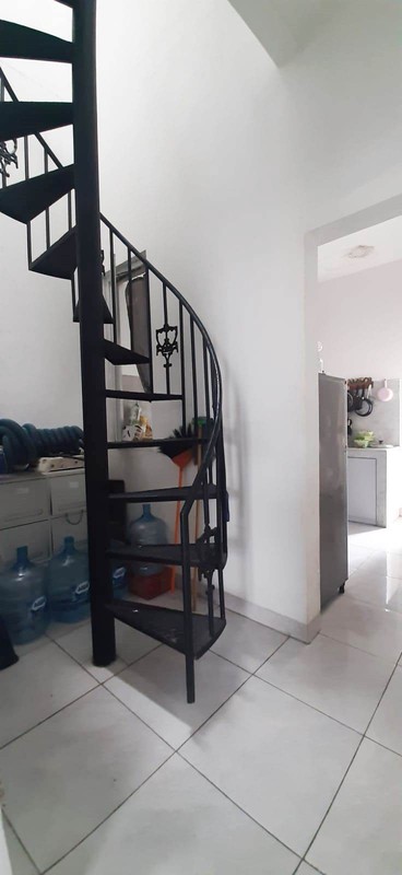 Rumah Keren Siap Huni Ada S.Poll, Lt,240, Area Pondok Jaya Bintaro