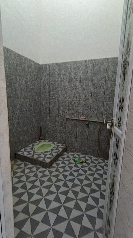 FOR RENT !!! 3 RUKO 1 LANTAI GANDENG