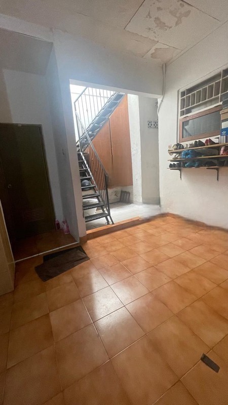 Rumah siap huni dengan lokasi strategis di Tanah Abang