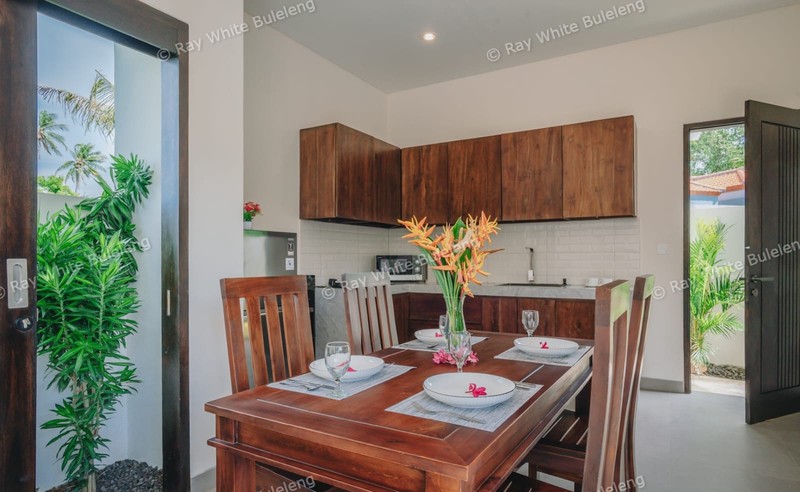 Stylish Brand New Villa with Private Pool in Lovina, North Bali