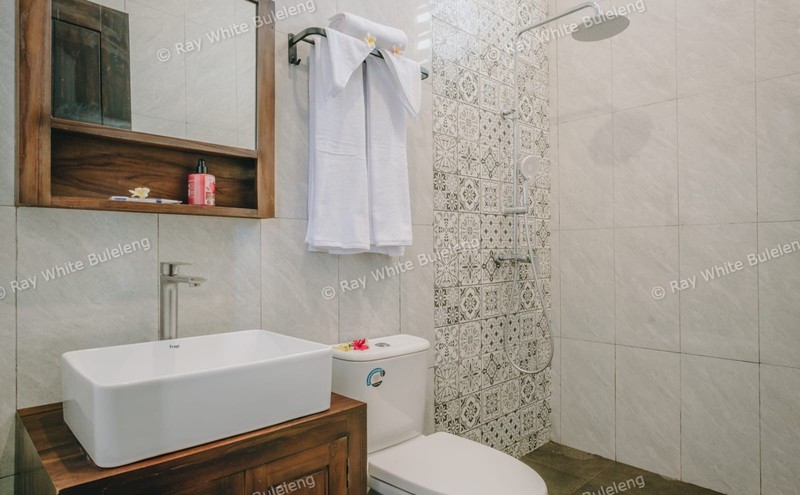 Stylish Brand New Villa with Private Pool in Lovina, North Bali