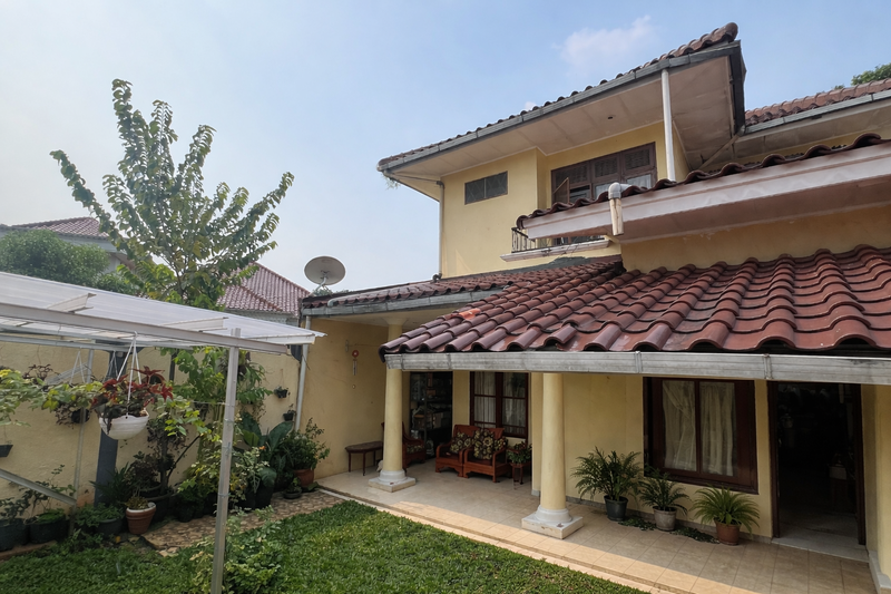 Rumah Lokasi Strategis siap huni di Griya Loka BSD City