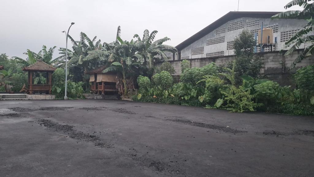 Di Jual Gedung Kantor 3 Lantai Harga Menarik dekat Pintu Tol Citeureup, Kab Bogor