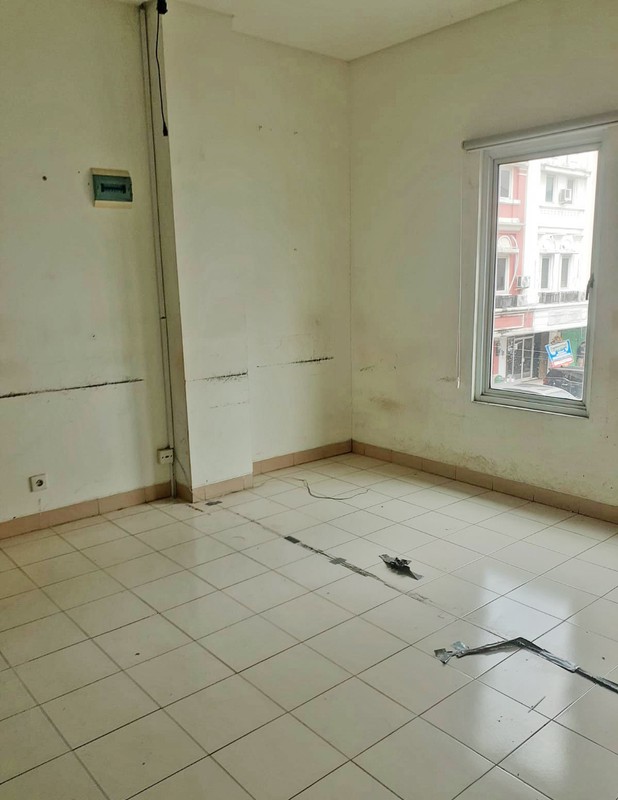 Ruko Golden Madrid 2 BSD City - Lokasi Komersial Strategis dekat Tol