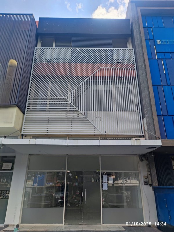 Ruko Strategis di Spectra Alam Sutera - Area Usaha Ramai & Premium