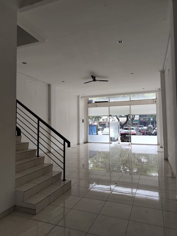 Ruko Strategis di Spectra Alam Sutera - Area Usaha Ramai & Premium