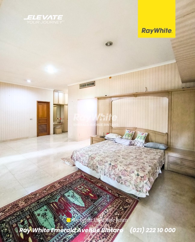 Rumah Bagus Di Jl Metro Alam Pondok Indah Jakarta Selatan,