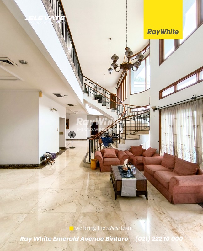 Rumah Bagus Di Jl Metro Alam Pondok Indah Jakarta Selatan,