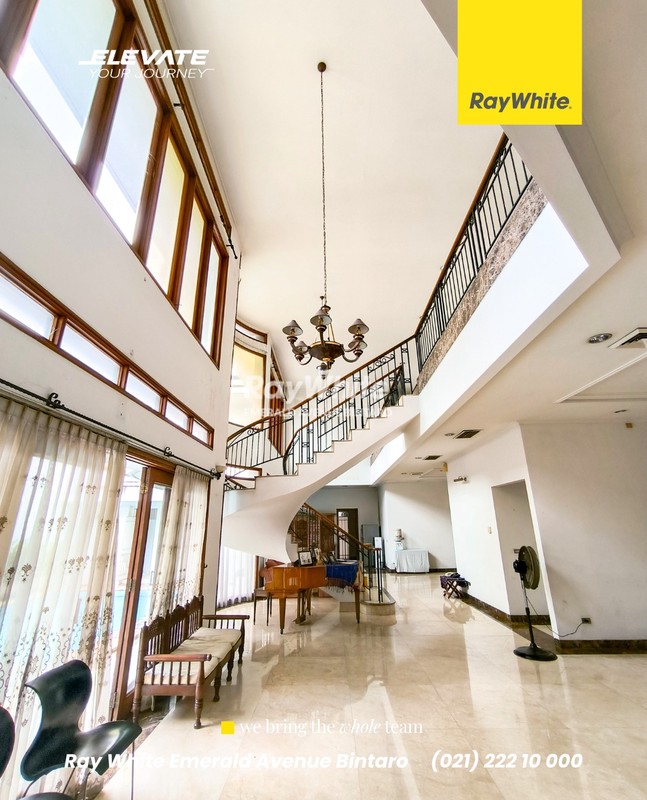 Rumah Bagus Di Jl Metro Alam Pondok Indah Jakarta Selatan,