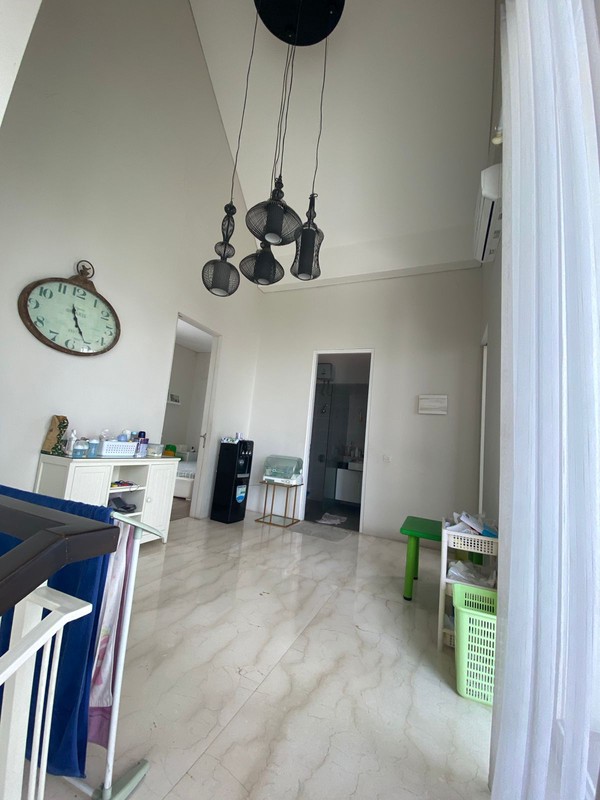 Dijual 240 m2 Rumah Royal Residence Raya Luar Cluster Row Jalan 4 Mobil View Danau 