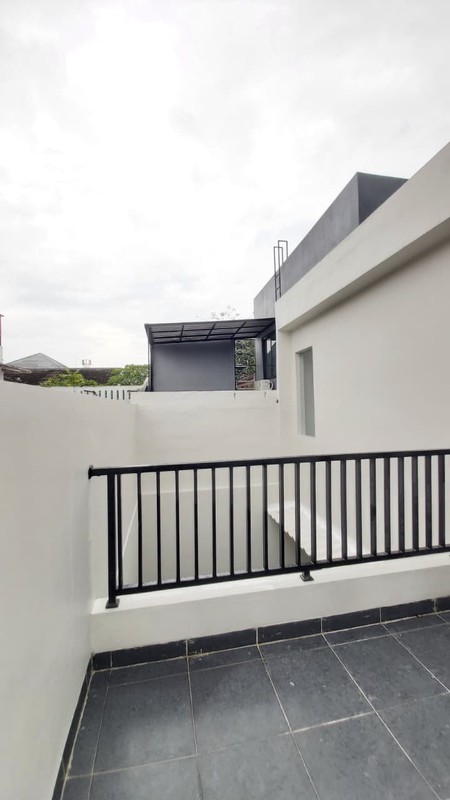 Rumah Baru Minimalis 2 Lantai Siap Huni di Giri loka BSD Dekat Tol