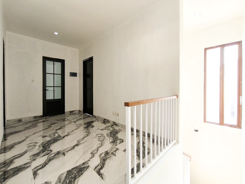 Rumah Bagus,dalam cluster di Bintaro Jaya 9