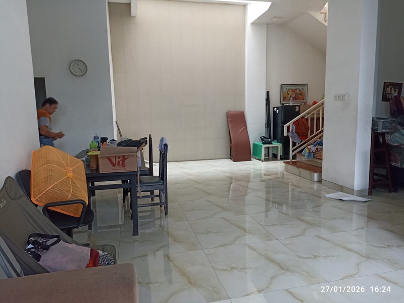 Rumah Sunter 2 Lantai