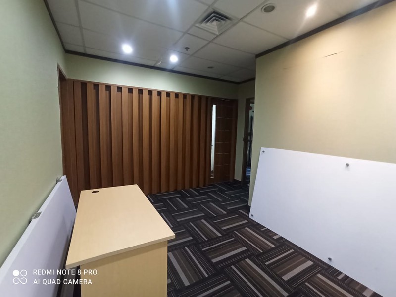 Di Sewakan Office space / Lantai 14 (Ready to use), full Furnish, Four Points By Sheraton
