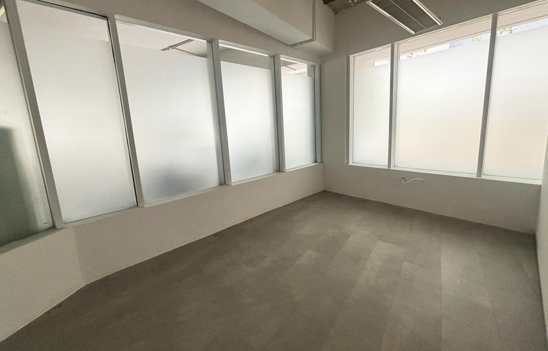 FOR SALE Office Space Lantai Lobby Tamansari Parama Tower Menteng Jakarta Pusat