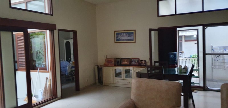 Rumah di Mainroad Pasir Kaliki Bandung