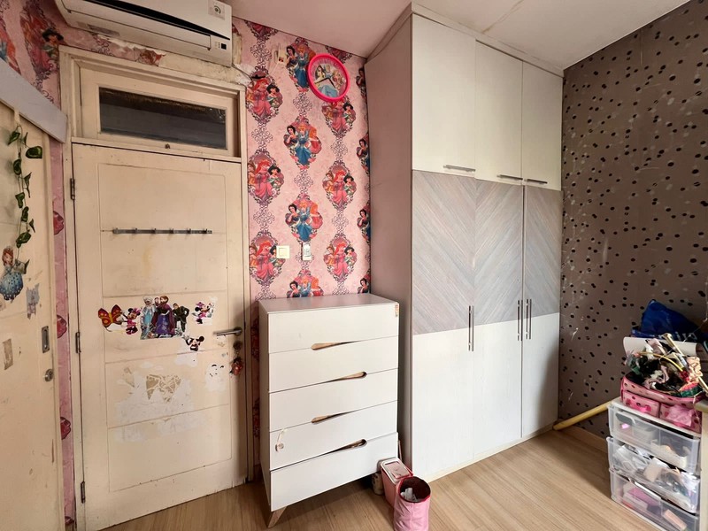 Dijual Rumah Eksklusif Boulevard Citra Grand Hadap Timur  