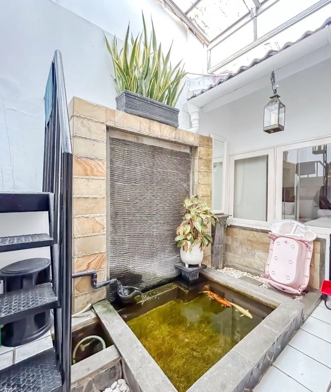 Rumah bagus, Minimalis, Cantik Fully Furnished, siap huni di Bintaro