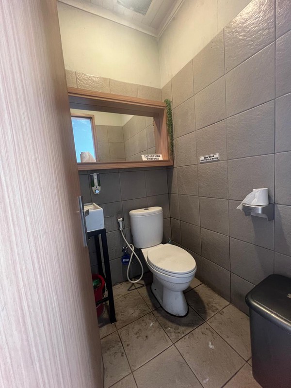 Ruko Siap Pakai dan Lokasi Strategis Pinggir Jalan Raya @Bintaro