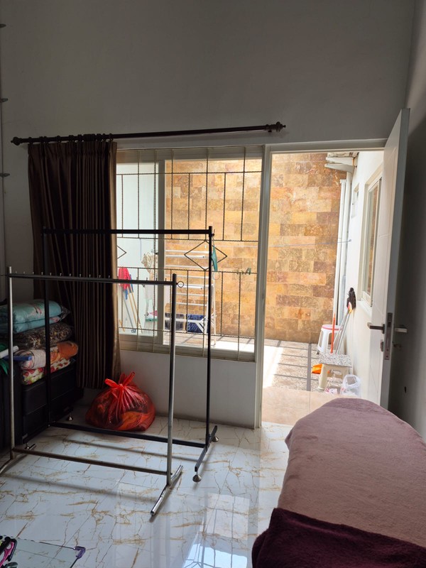 Dijual 240 m2 Rumah Pondok Rosan Wiyung Surabaya Dekat Royal Residence - Graha Sampurna - Babatan Pratama