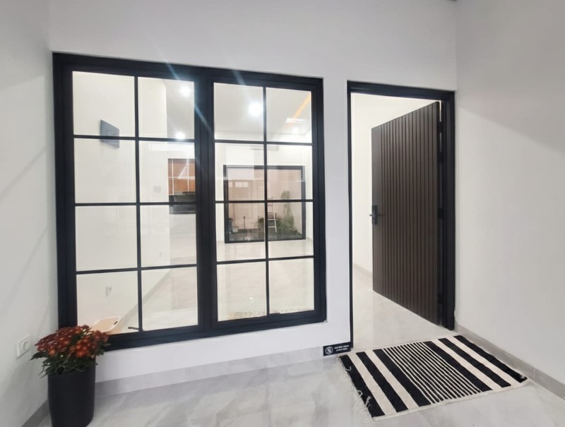 Rumah minimalis  brand new siap huni di Graha Bintaro 