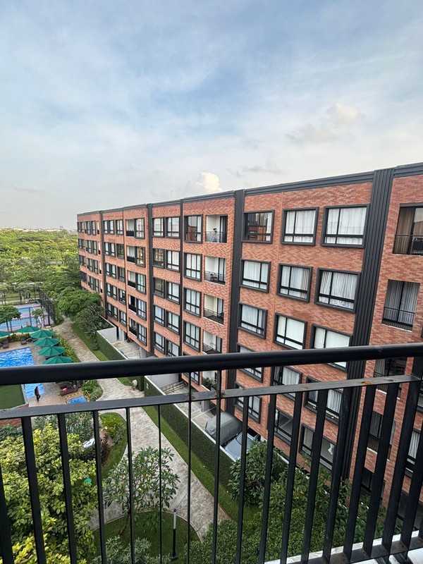 disewa apartemen furnished tinggal bawa koper LLOYD Tower S Alam Sutera type 3 BR