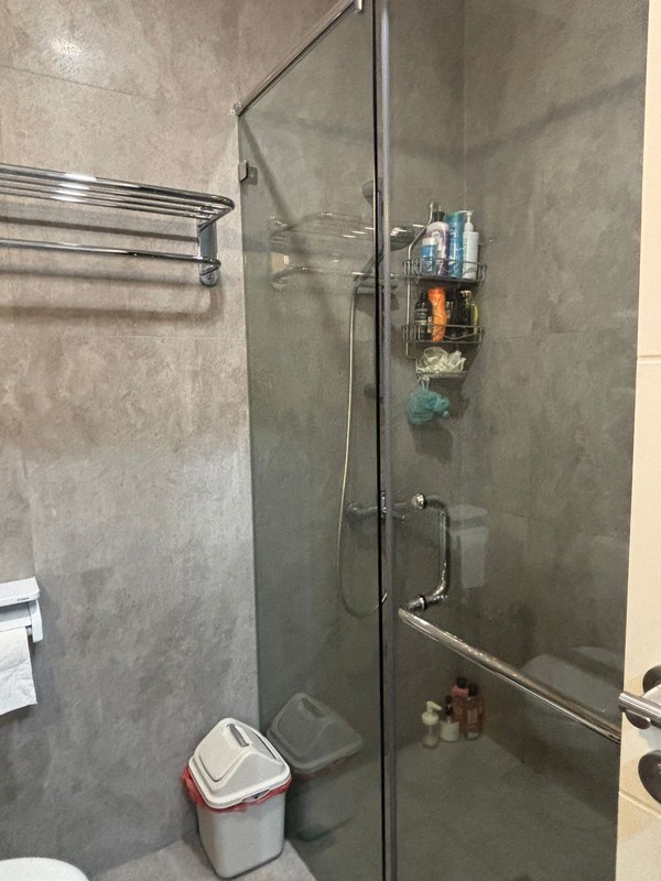 disewa apartemen furnished tinggal bawa koper LLOYD Tower S Alam Sutera type 3 BR