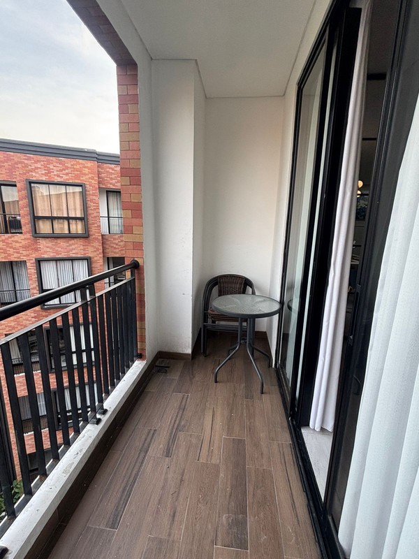 disewa apartemen furnished tinggal bawa koper LLOYD Tower S Alam Sutera type 3 BR