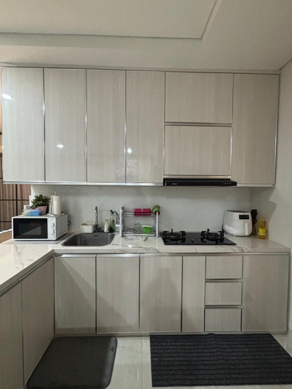 disewa apartemen furnished tinggal bawa koper LLOYD Tower S Alam Sutera type 3 BR