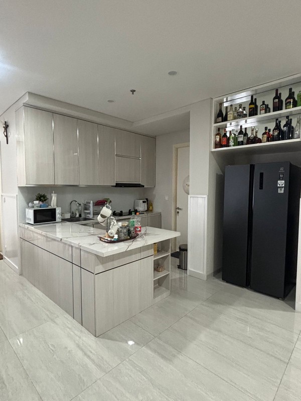 disewa apartemen furnished tinggal bawa koper LLOYD Tower S Alam Sutera type 3 BR