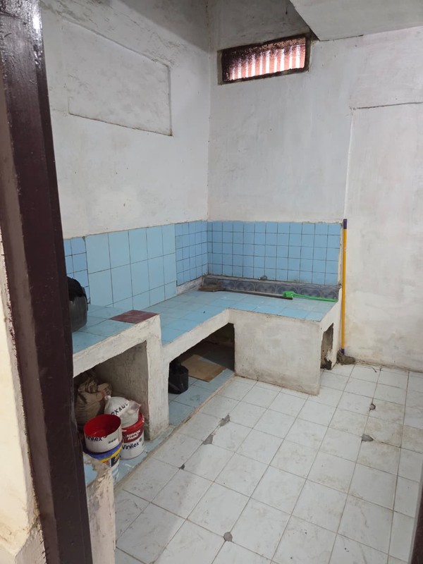 Rumah 2 Lantai 5 Kamar Tidur Lokasi Tebet Jaksel