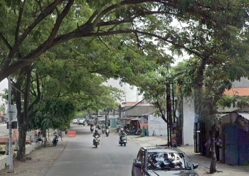 SEWA TANAH STARTEGIS RAYA WIYUNG SURABAYA 