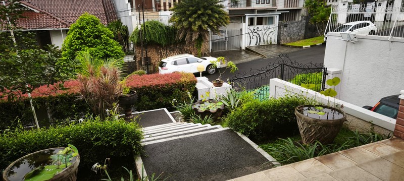 Dijual Rumah Asri dan Nyaman di Bukit Cinere Indah